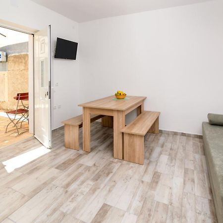 Apartmani Ajp Posedarje Kültér fotó