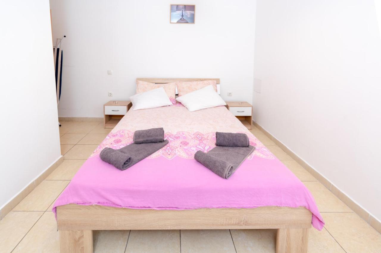 Apartmani Ajp Posedarje Kültér fotó